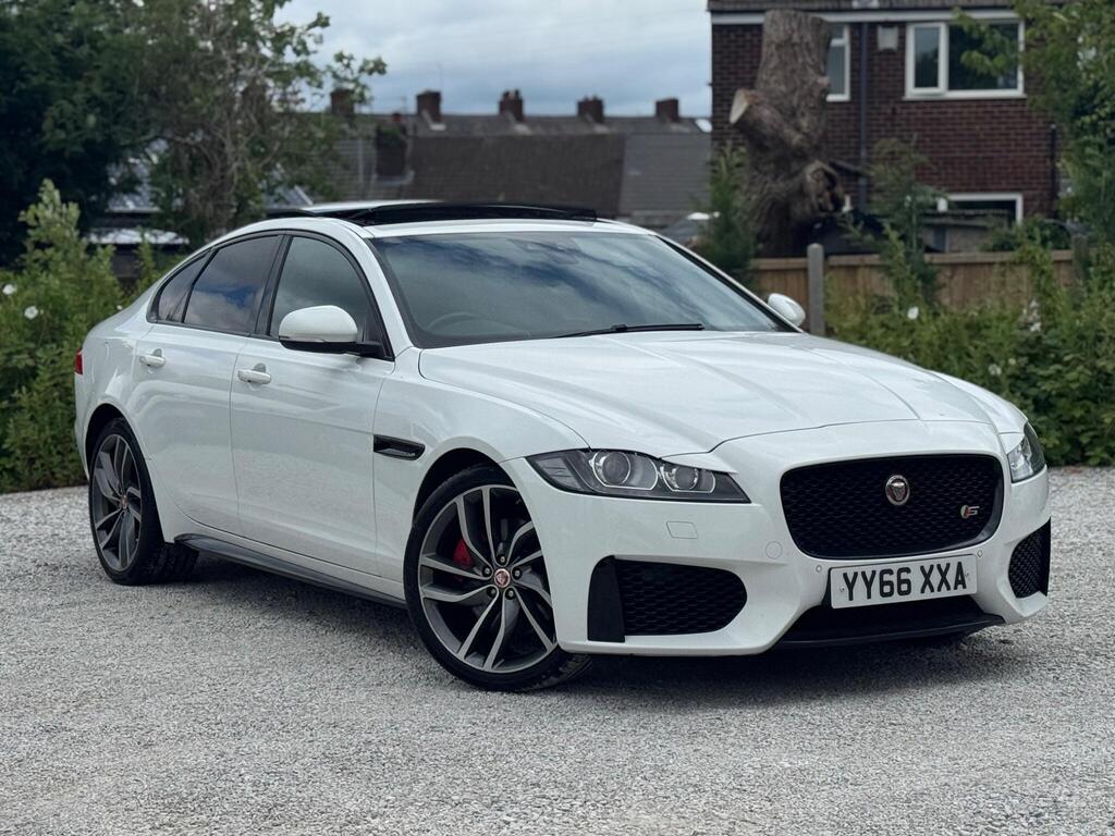 2016 Jaguar XF - Image 1