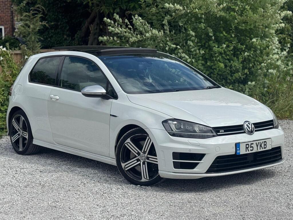 2014 Volkswagen Golf - Image 1