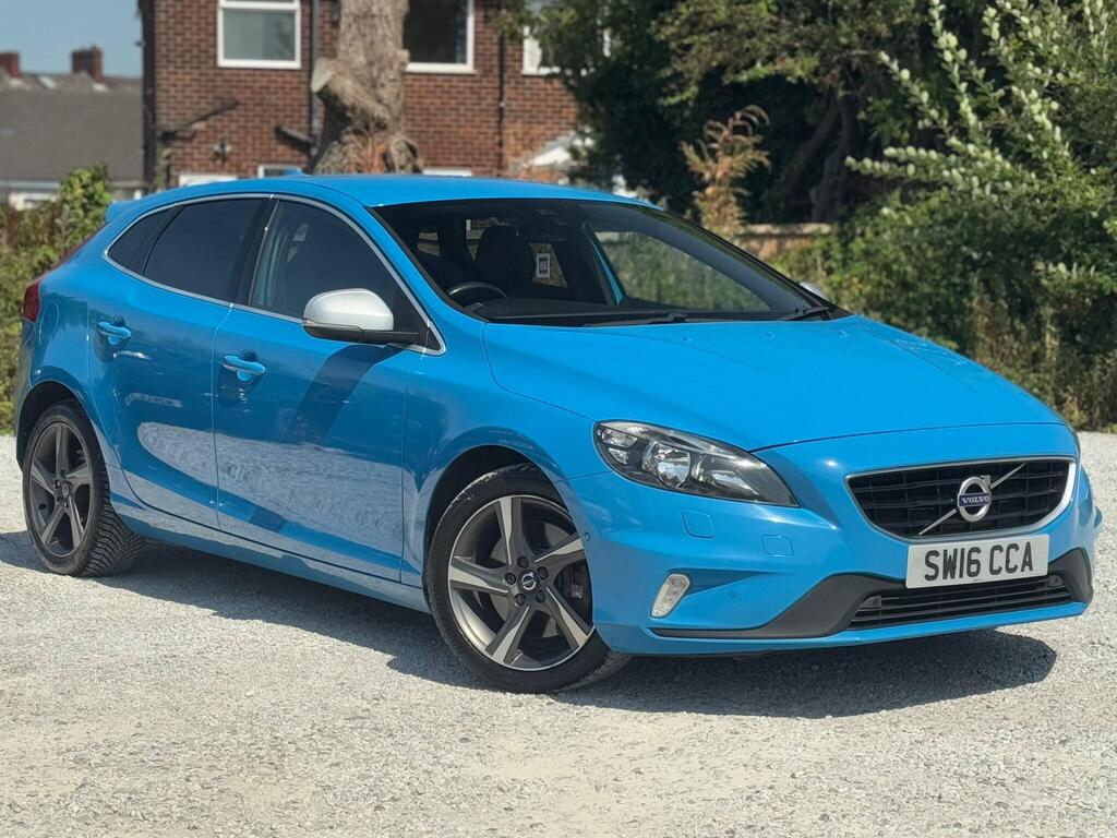 2016 Volvo V40 - Image 1