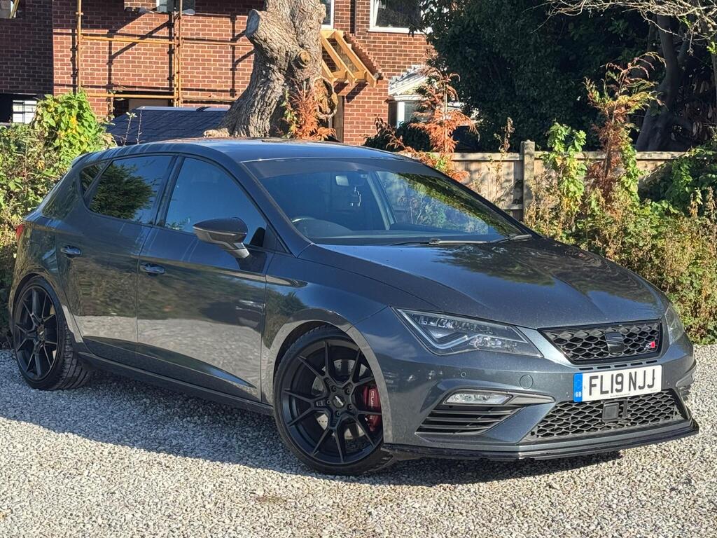 2019 SEAT Leon - Image 1